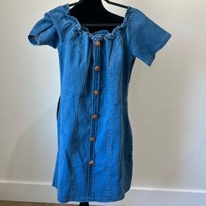 Love by Chesley Denim Button Accents mini dress size L
